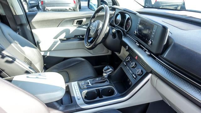 2023 Kia Carnival LX