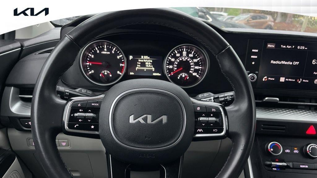 2024 Kia Carnival LX