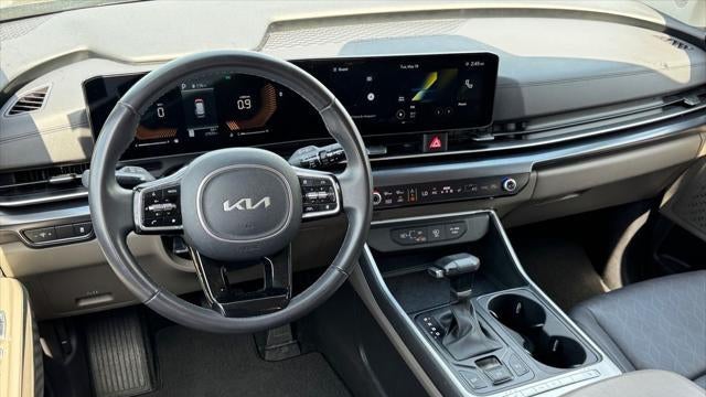 2025 Kia Carnival LXS