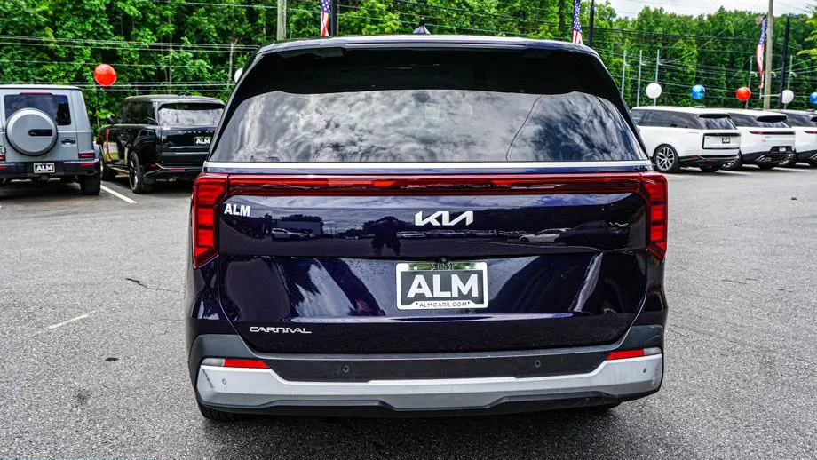 2025 Kia Carnival LXS