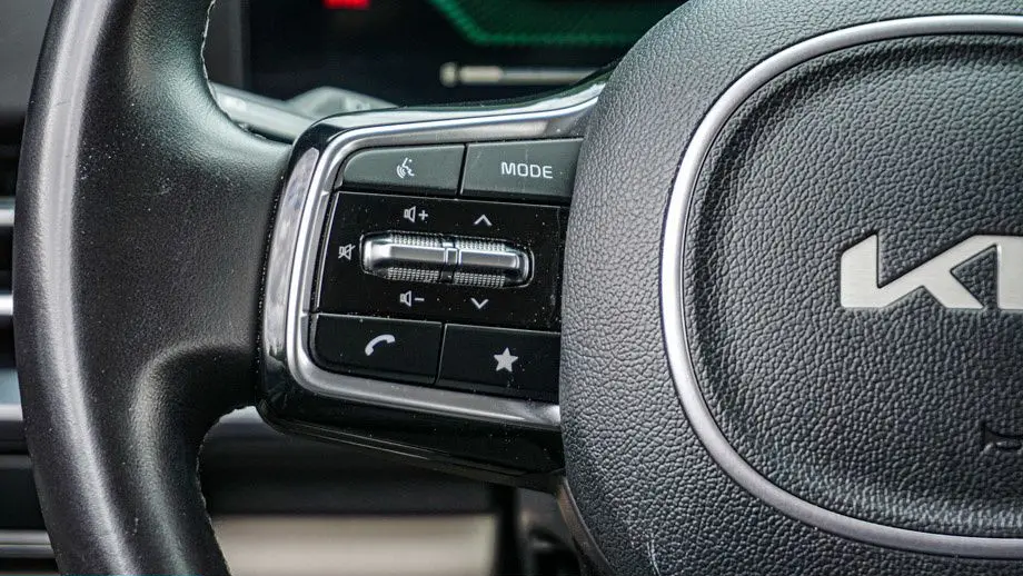 2025 Kia Carnival LXS