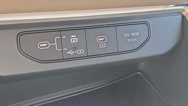 2025 Kia Carnival LXS