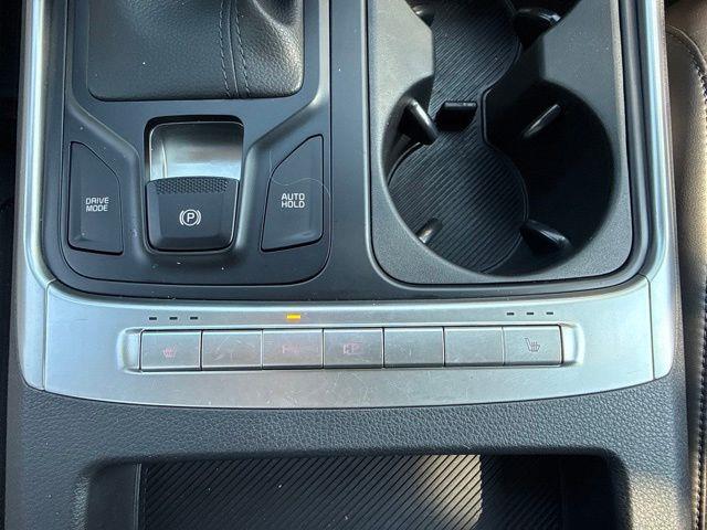 2025 Kia Carnival - $35,000