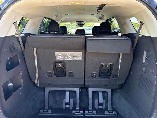 2025 Kia Carnival - $35,000