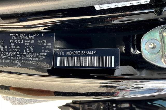 2025 Kia Carnival - $29,813