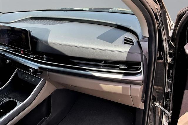 2025 Kia Carnival - $29,813