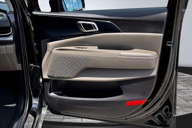 2025 Kia Carnival - $29,813