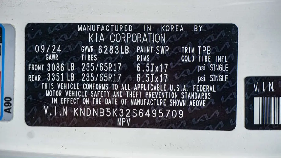 2025 Kia Carnival LXS