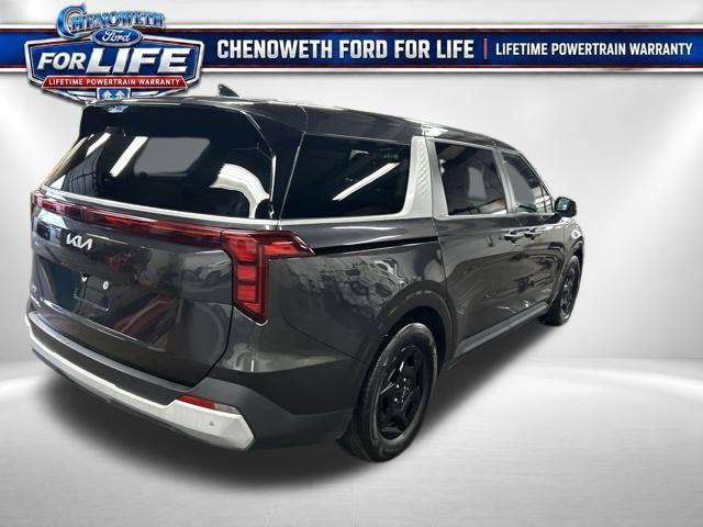 2025 Kia Carnival - $33,895