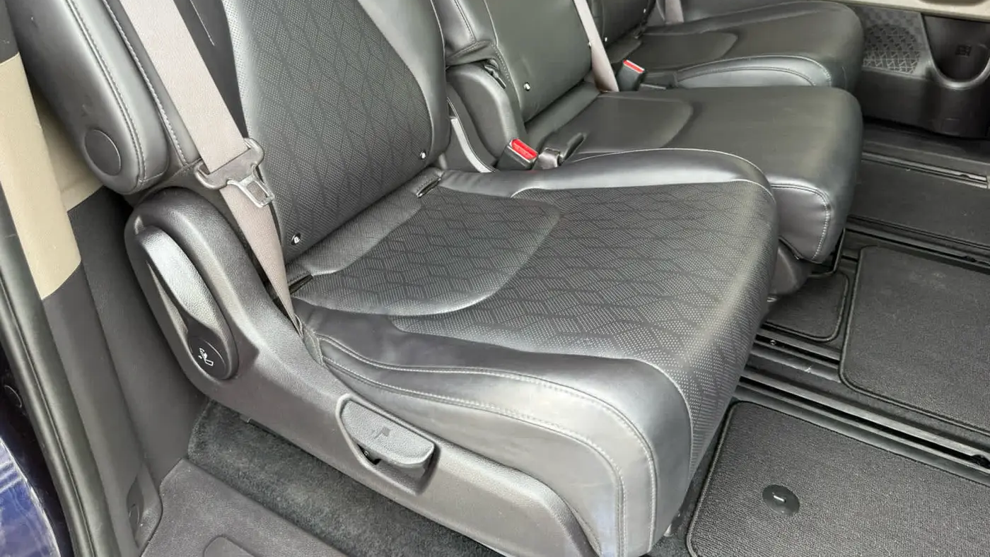 2025 Kia Carnival LX