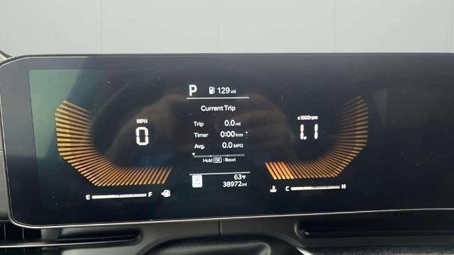 2025 Kia Carnival LXS