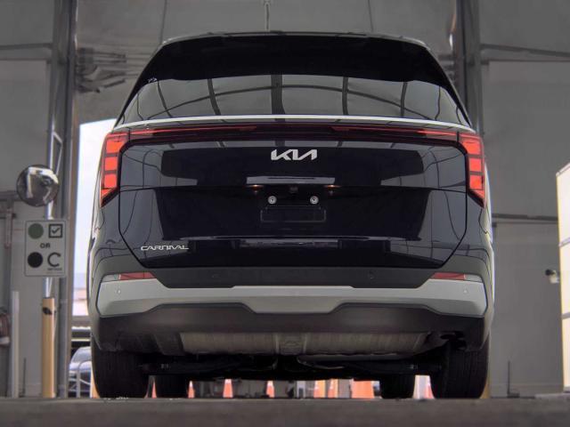 2026 Kia Carnival - $33,990
