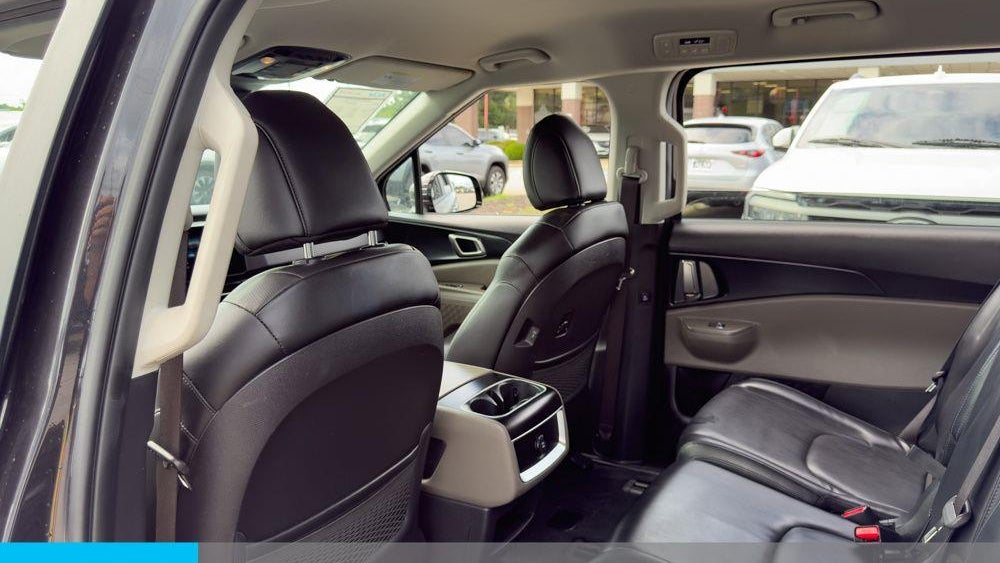 2025 Kia Carnival LXS