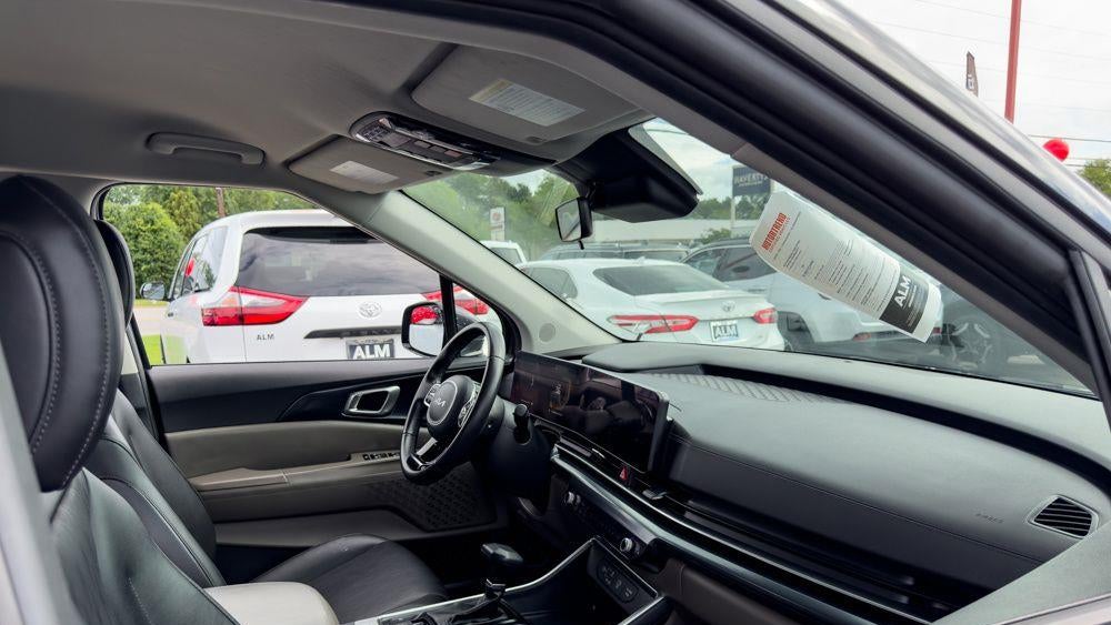 2025 Kia Carnival LXS