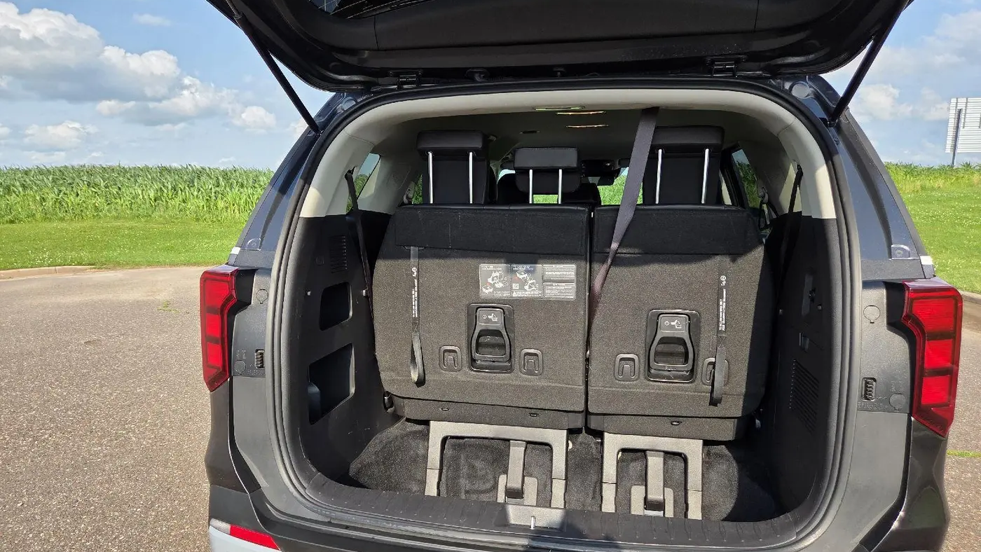 2026 Kia Carnival LX