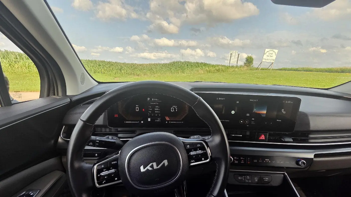 2026 Kia Carnival LX