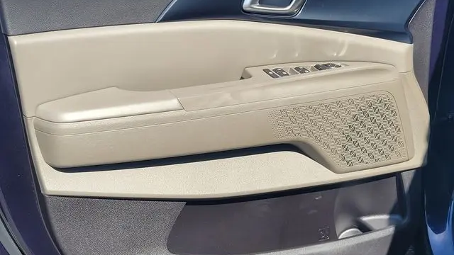 2025 Kia Carnival LX