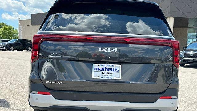 2026 Kia Carnival LXS