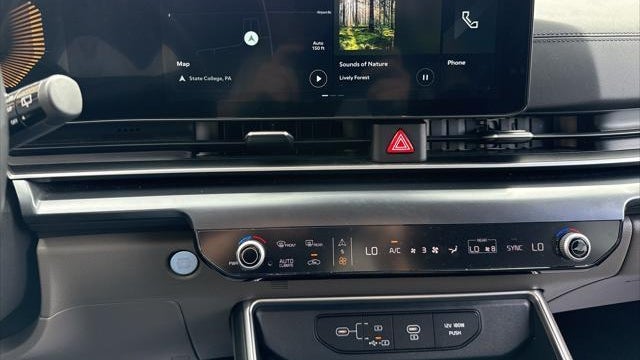 2025 Kia Carnival LXS