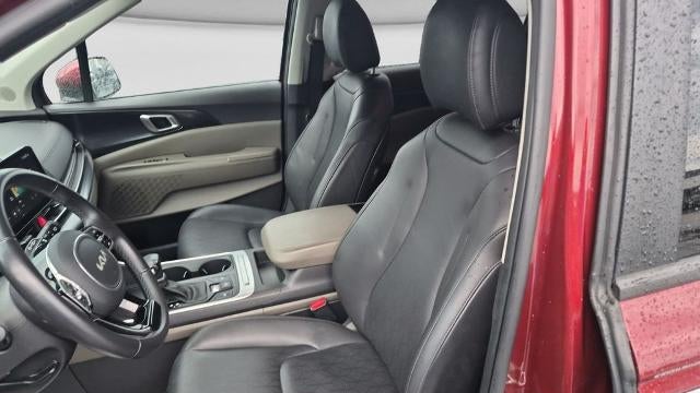 2025 Kia Carnival LX