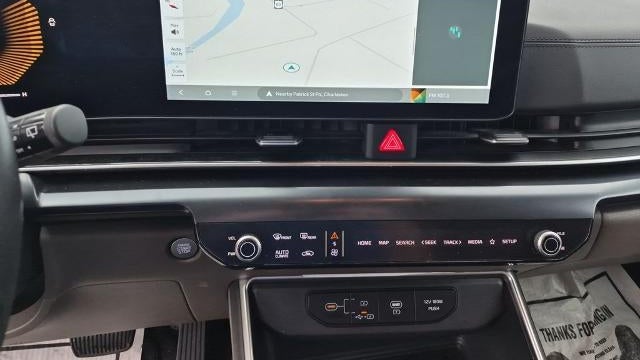 2025 Kia Carnival LX