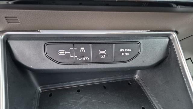 2025 Kia Carnival LX