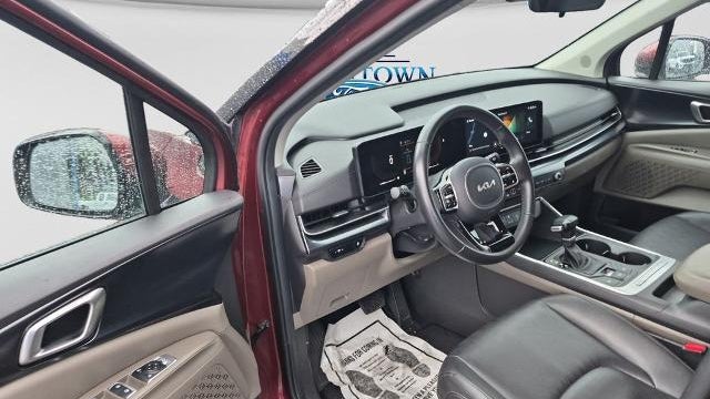 2025 Kia Carnival LX