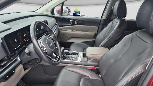 2025 Kia Carnival LX