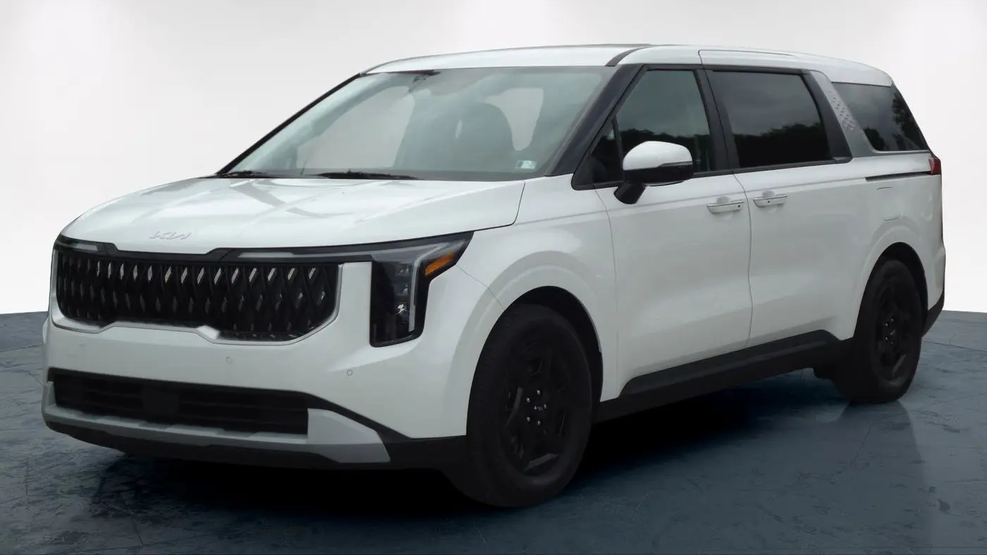 2025 Kia Carnival LX