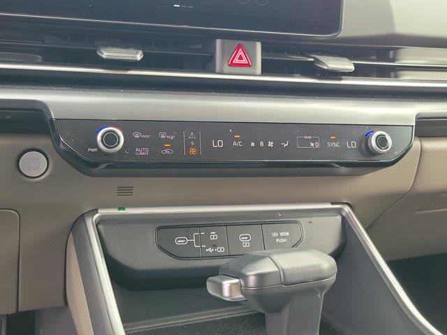 2026 Kia Carnival - $35,995