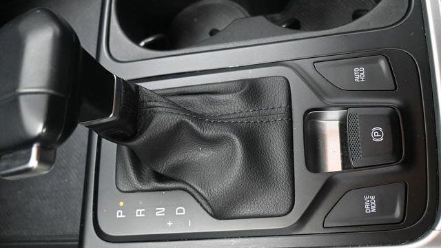 2025 Kia Carnival LX