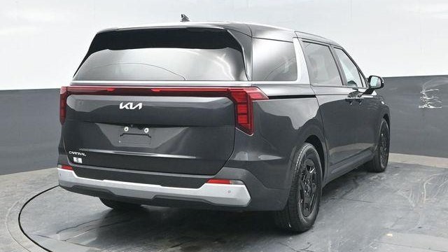 2025 Kia Carnival LX