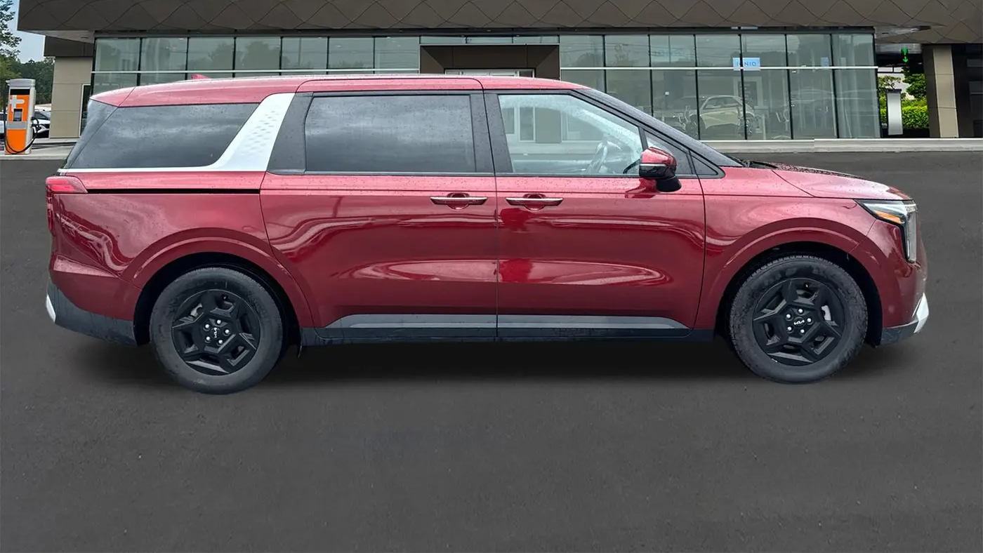 2025 Kia Carnival LXS