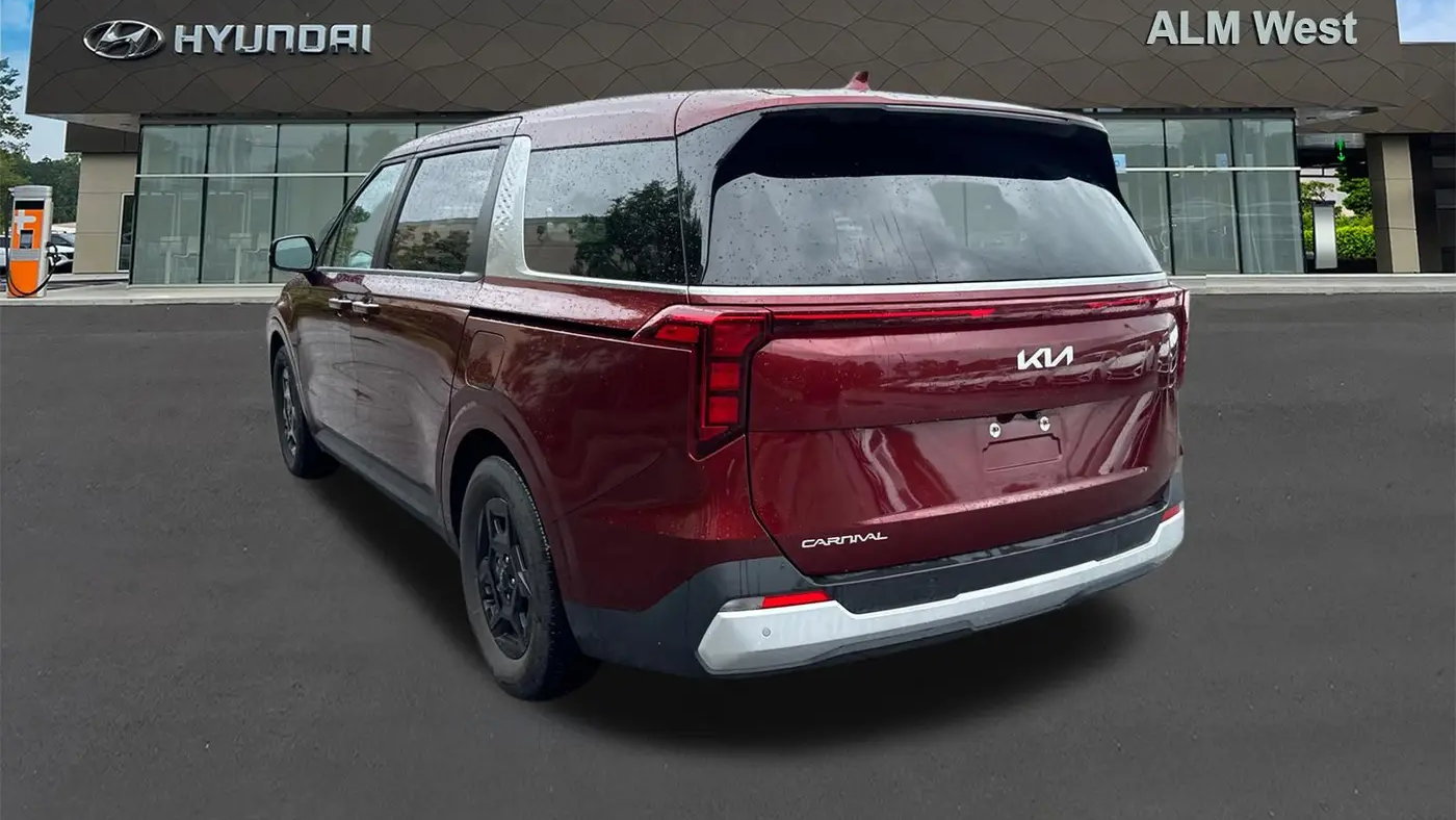 2025 Kia Carnival LXS