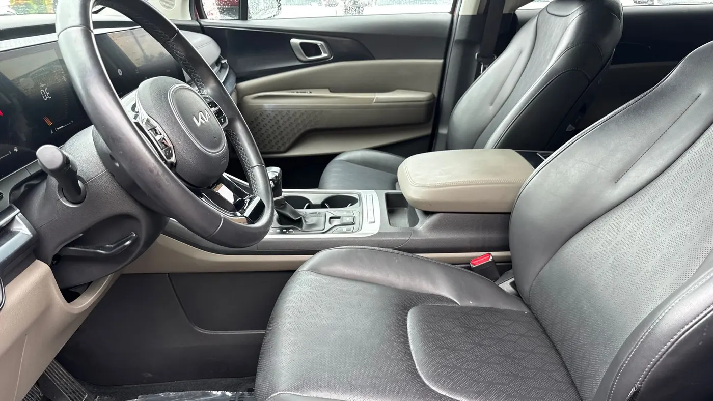2025 Kia Carnival LXS