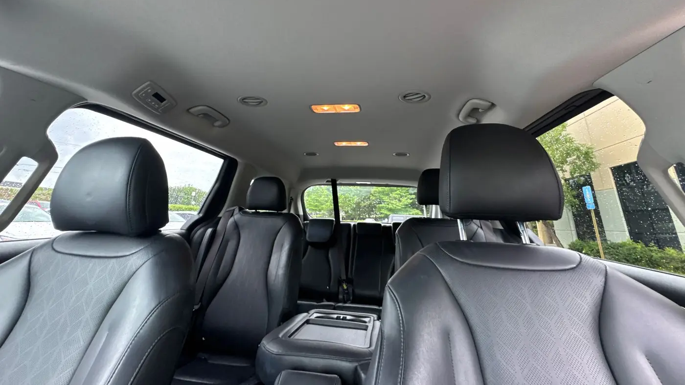 2025 Kia Carnival LXS
