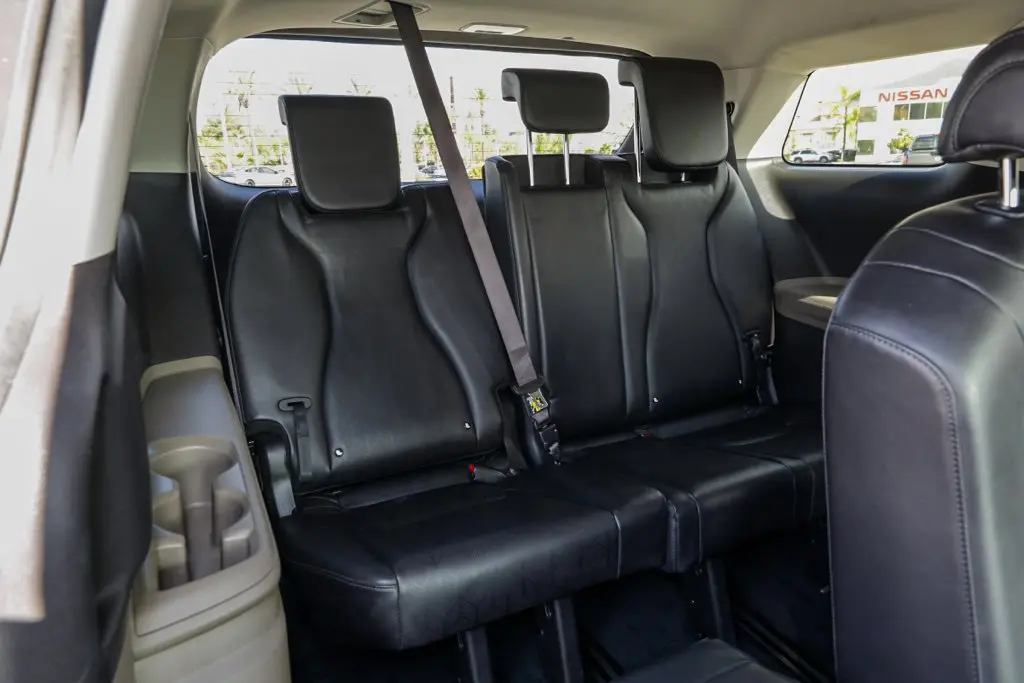 2025 Kia Carnival - $28,342