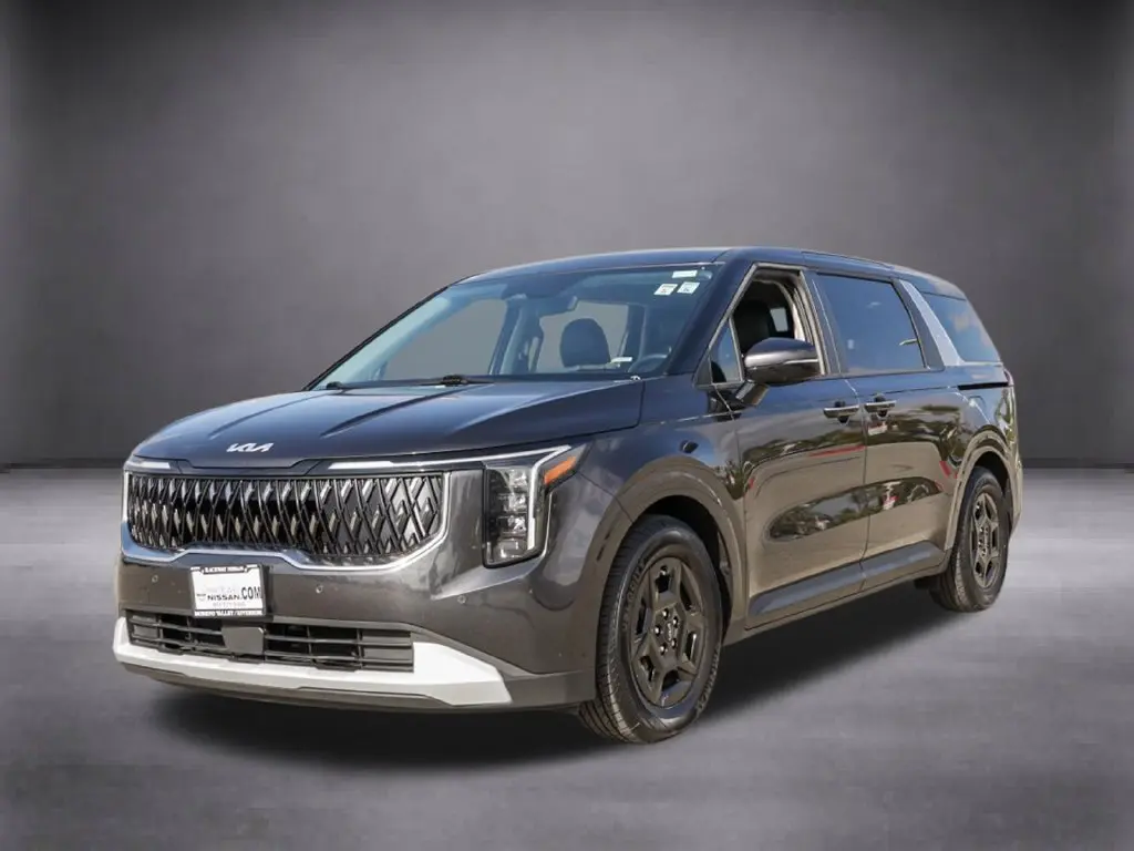 2025 Kia Carnival - $28,342