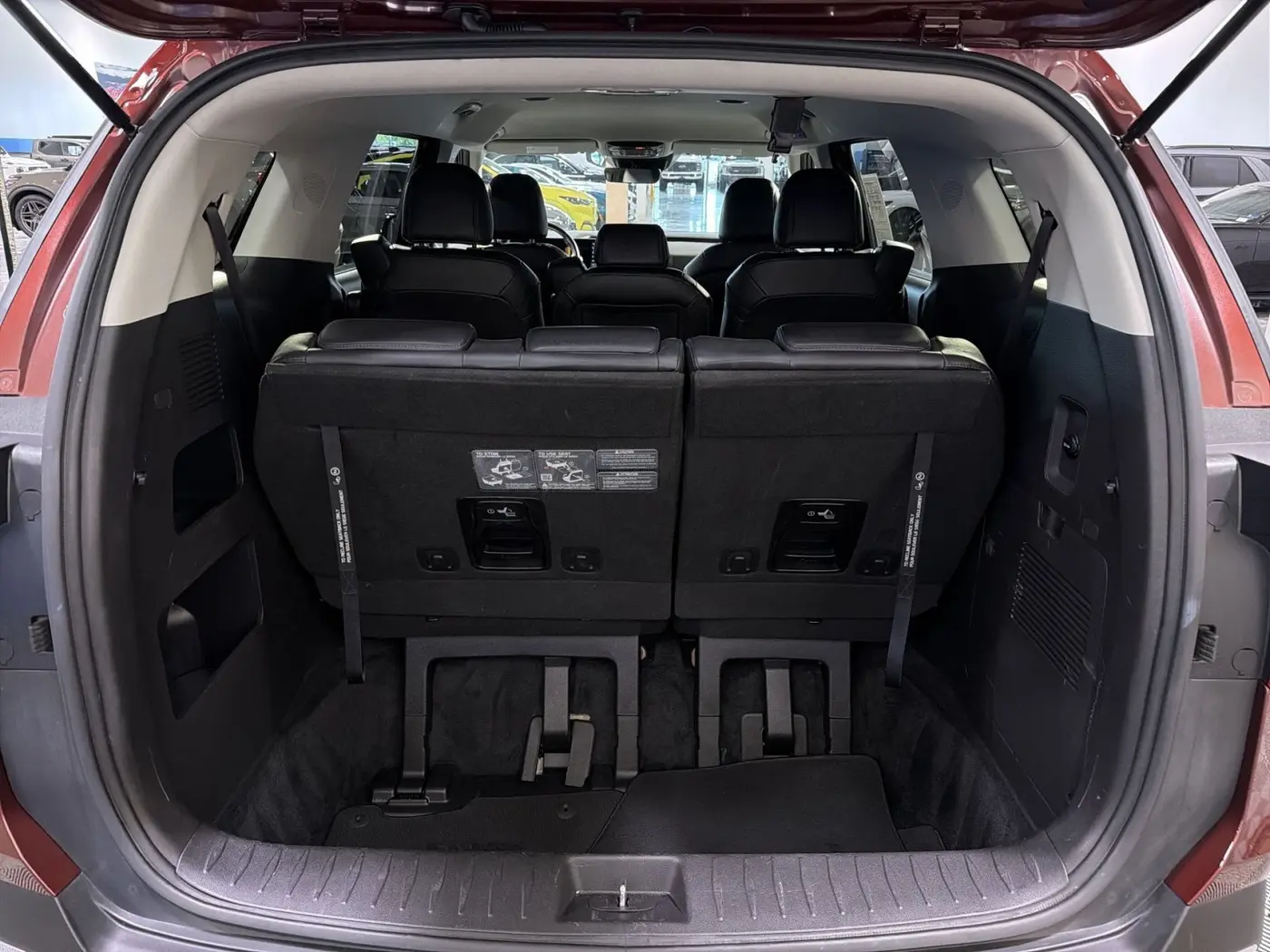 2025 Kia Carnival - $29,000