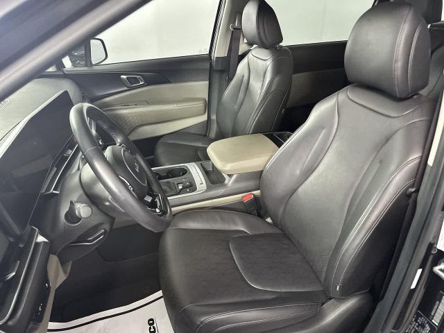 2025 Kia Carnival