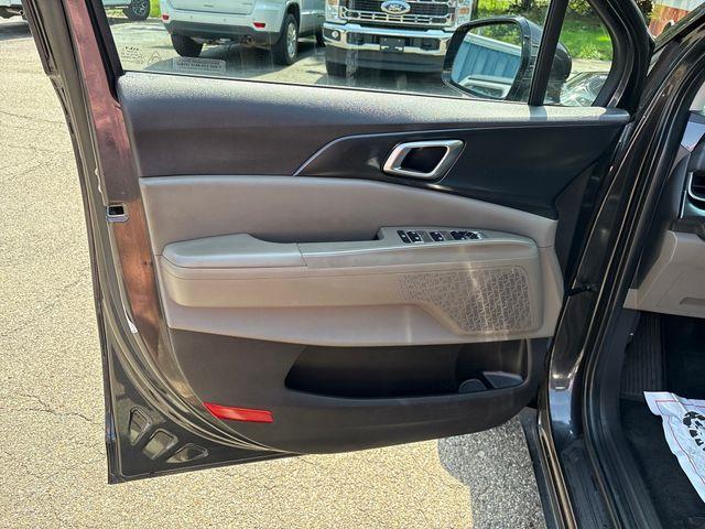 2025 Kia Carnival - $27,979