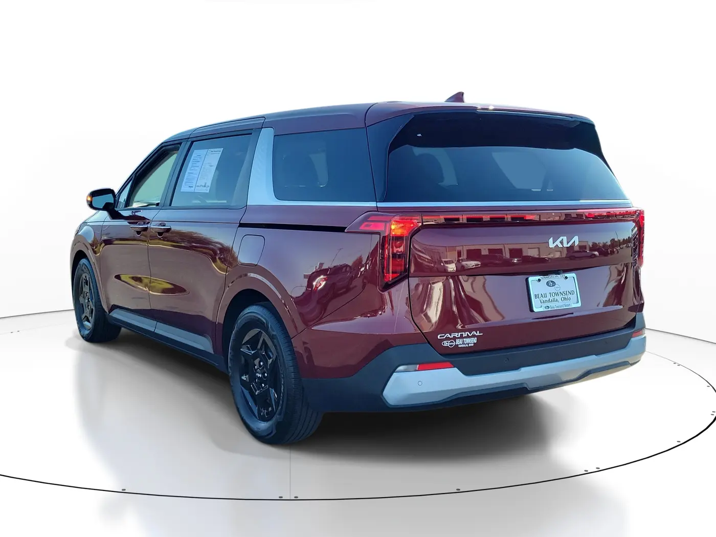2026 Kia Carnival - $34,583