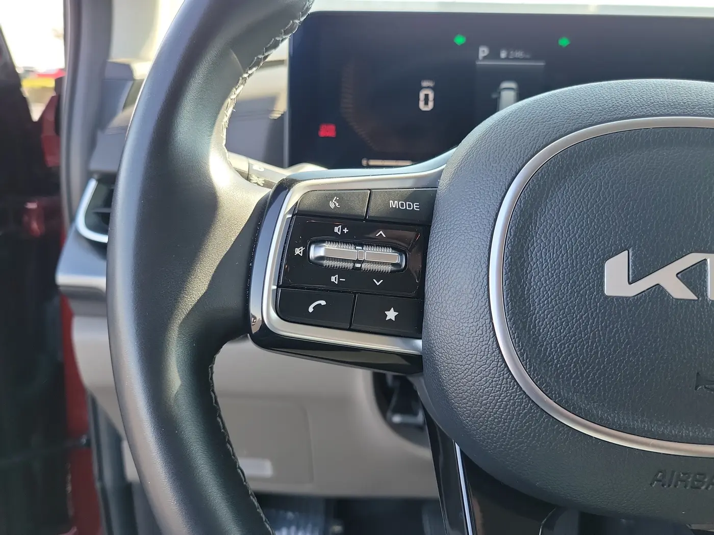 2026 Kia Carnival - $34,583