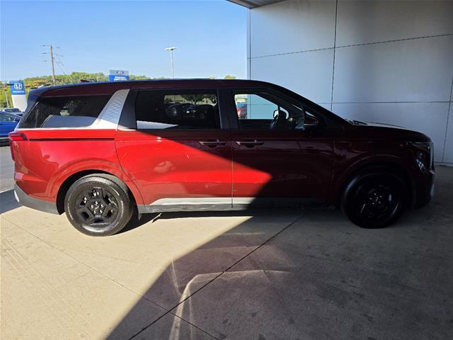 2026 Kia Carnival - $32,990
