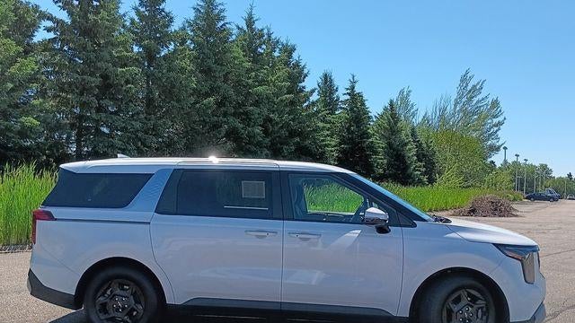 2026 Kia Carnival LX