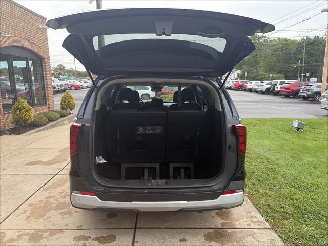 2026 Kia Carnival - $31,500