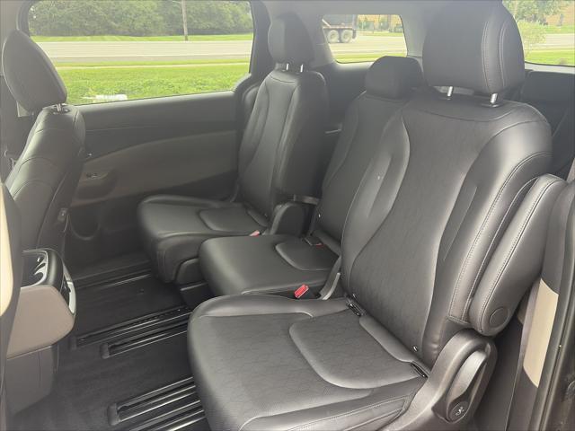 2026 Kia Carnival - $31,500