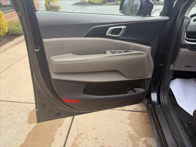 2026 Kia Carnival - $31,500