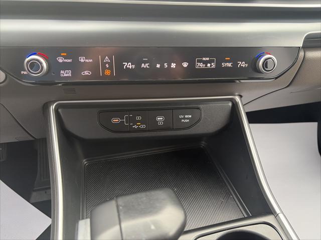 2026 Kia Carnival - $31,500