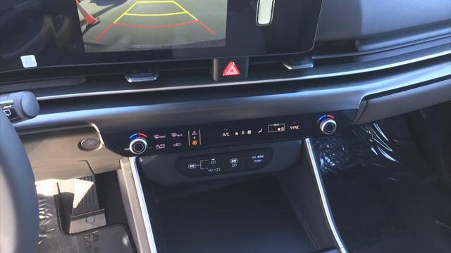 2026 Kia Carnival LXS
